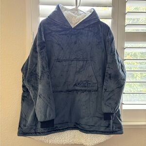 Comfy USA Blue Hoodie Blanket